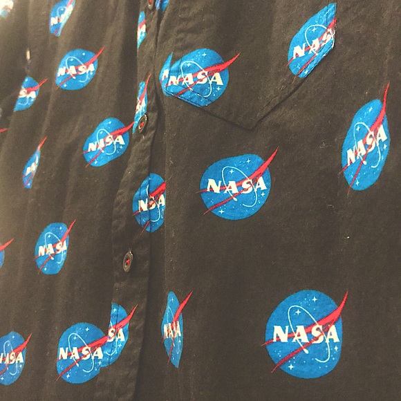 NASA shirt - Picture 3 of 3